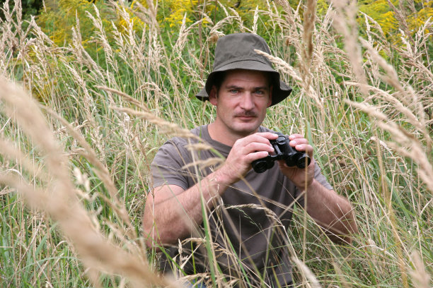 观察人士图片下载