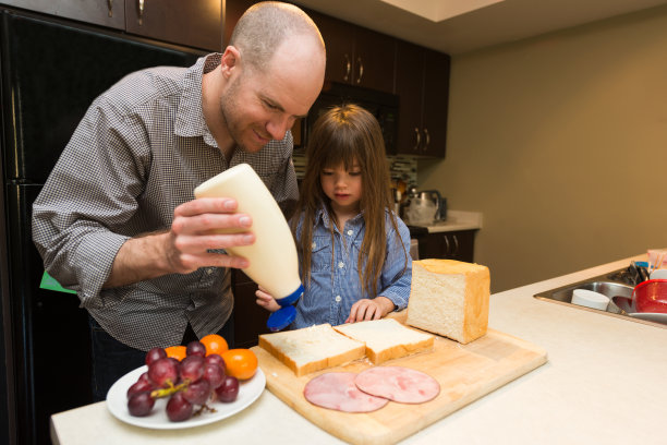 午餐时间图片下载