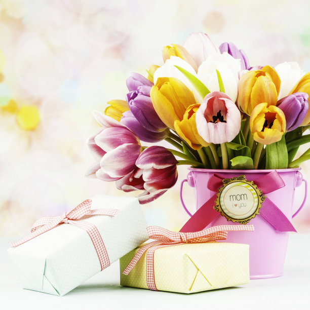 母亲节鲜花礼物图片下载