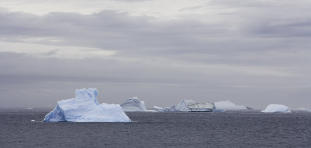 南极洲冰山全景图03图片下载