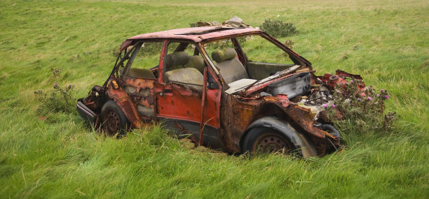 失事汽车图片下载