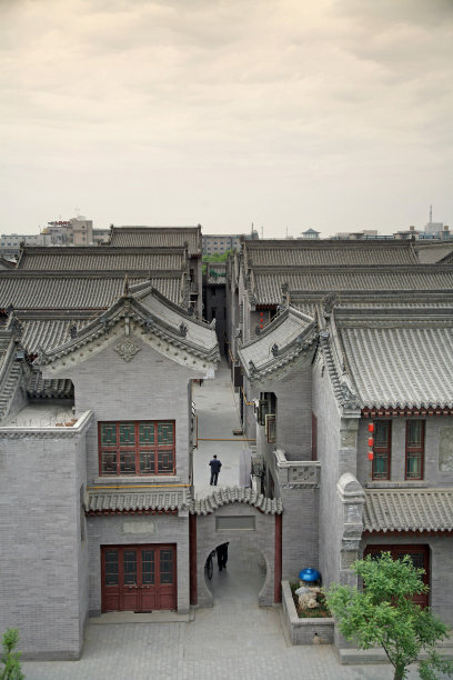 西安老城区的瓦片屋顶图片下载