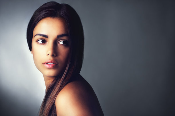 她的美无可挑剔图片下载