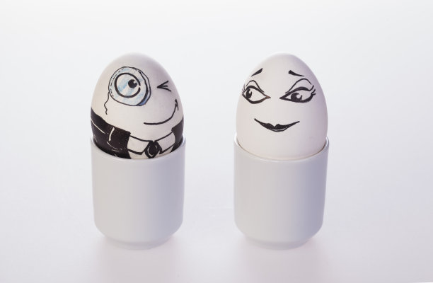 有趣的彩蛋夫妇图片下载