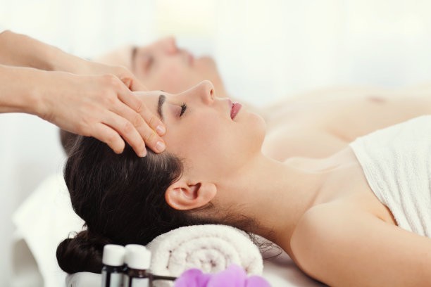 水疗按摩图片下载