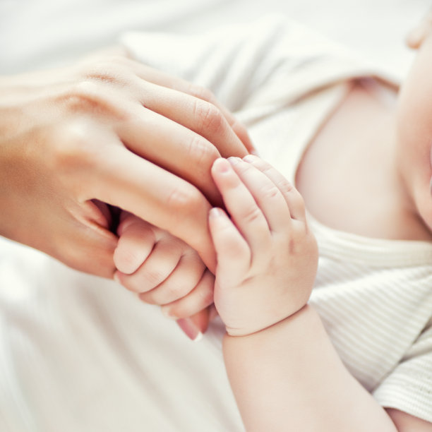 手牵着手图片下载