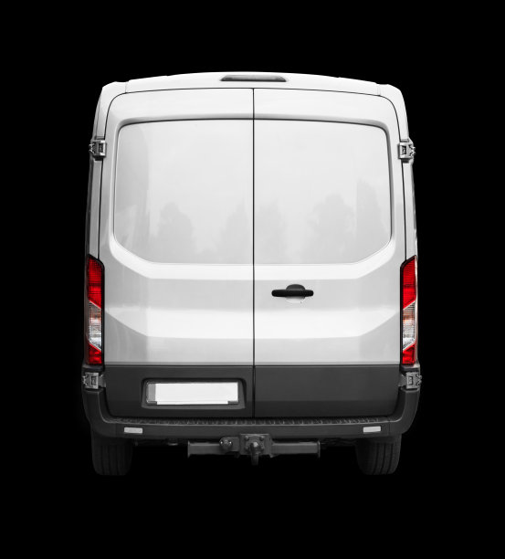 金属货车后视图隔离在黑色背景图片下载