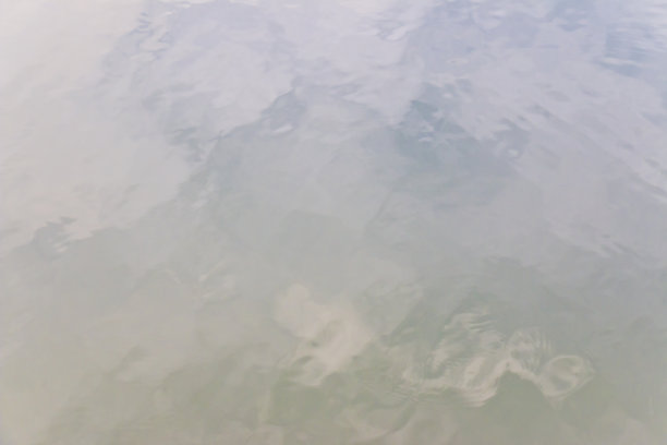 水面镜像图片下载