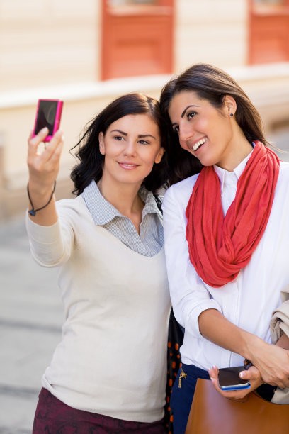 朋友拍照图片下载