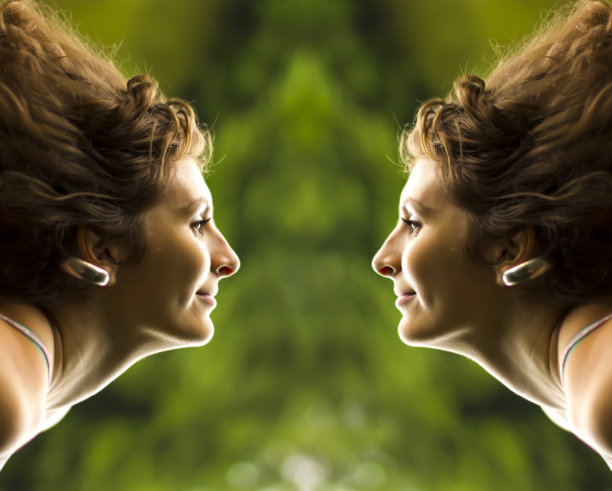 漂亮的女人图片下载