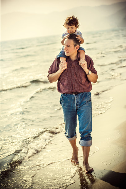 父亲和儿子图片下载