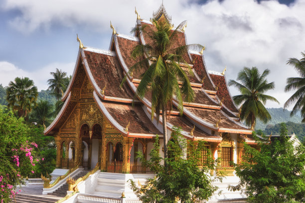 琅勃拉邦的佛寺图片下载