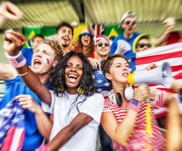 一群多种族国家的支持者在一起图片下载