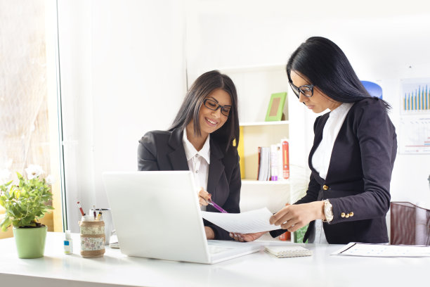 将她的投入添加到项目中图片下载