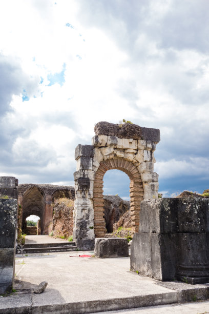 意大利卡普亚的罗马圆形剧场图片下载