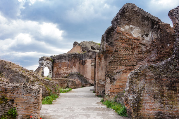 意大利卡普亚的罗马圆形剧场图片下载