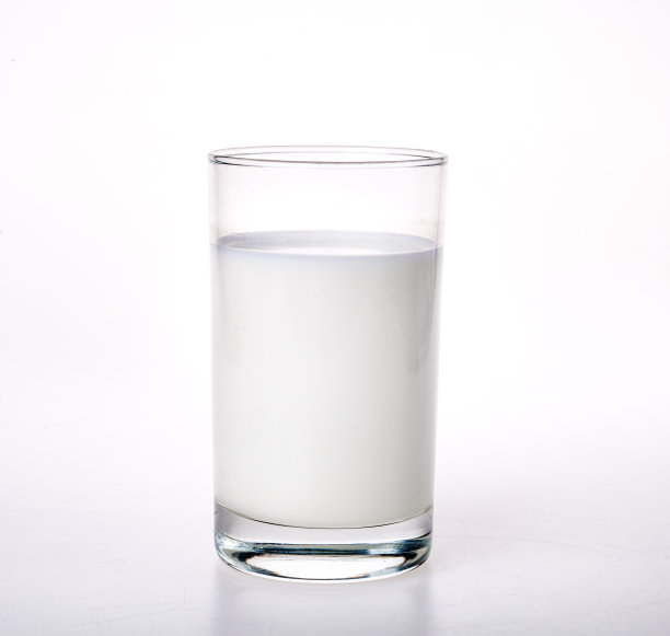 一杯牛奶图片下载