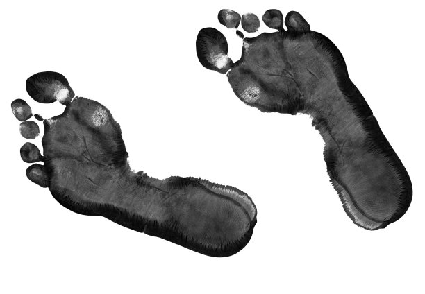 黑色的脚印图片下载