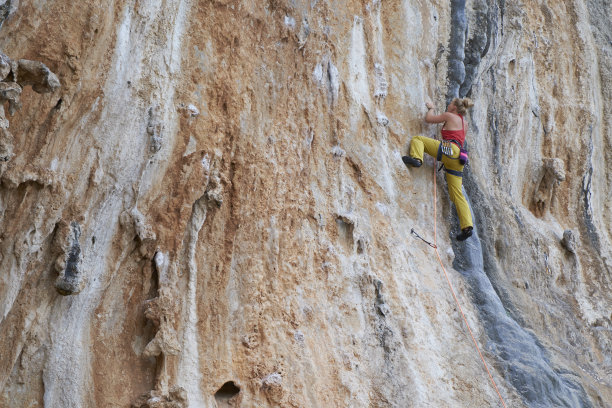攀爬图片下载