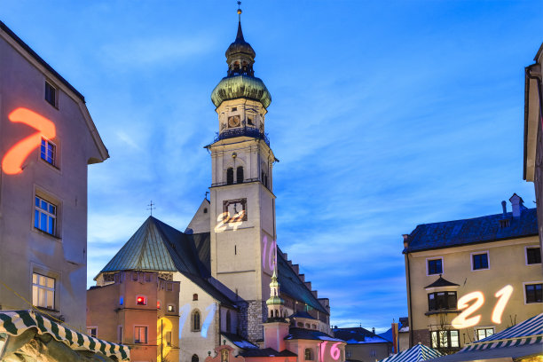 在奥地利泰洛的圣诞大厅图片下载