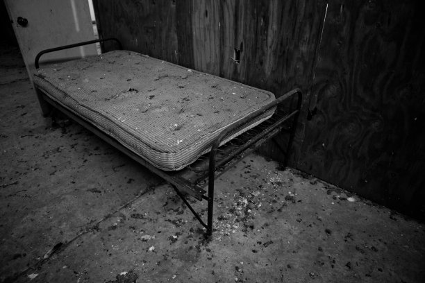 旧床图片下载