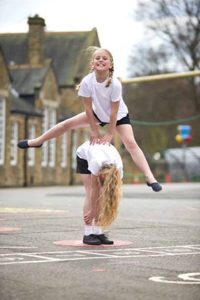 玩的飞跃青蛙图片下载
