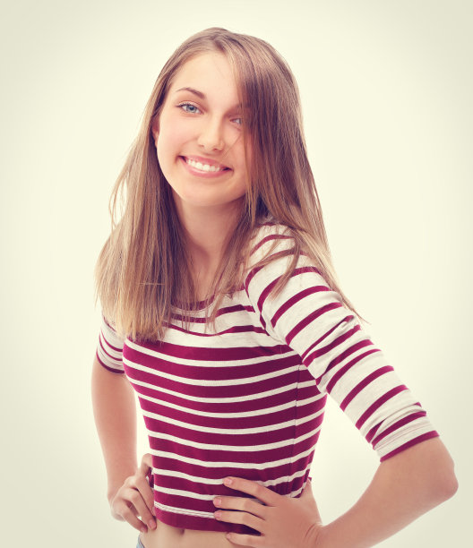 快乐的女孩。图片下载