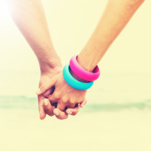 手牵着手图片下载