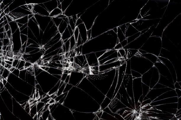 破碎的眼镜图片下载