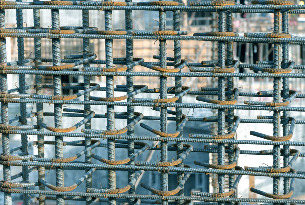 施工现场钢筋系好，用于混凝土浇筑图片下载