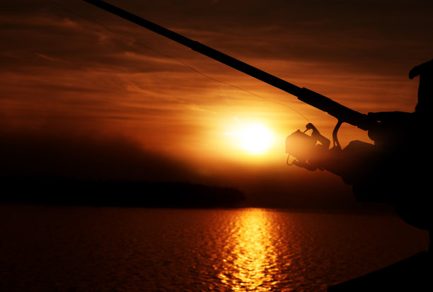 钓竿在早上的时间图片下载