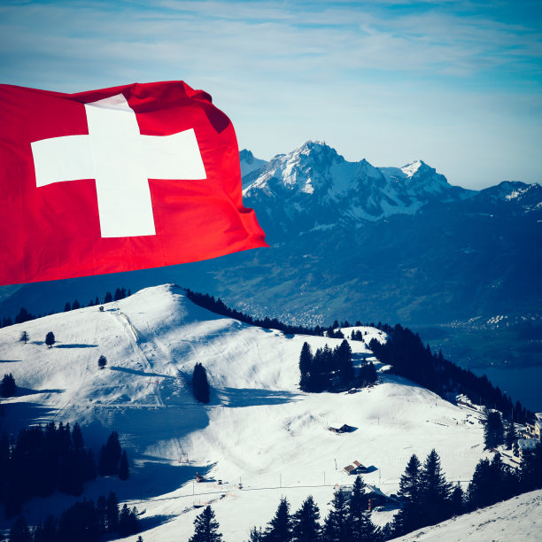 瑞士阿尔卑斯山的冬天图片下载