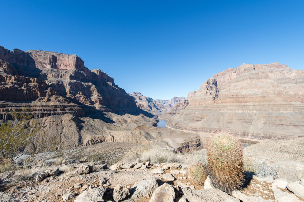 西缘的大峡谷景观图片下载