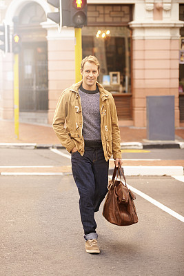 轻装前行图片下载