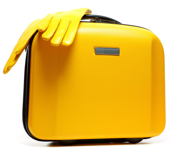 黄色的手提箱图片下载