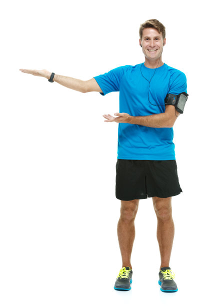 微笑的男跑者呈现图片下载