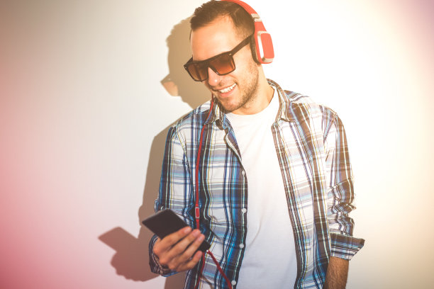 音乐通过网络图片下载