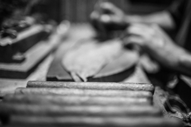 雪茄制造商图片下载