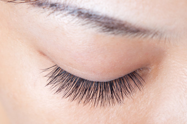 女人的眼睛图片下载