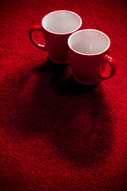 两个红色的杯子图片下载