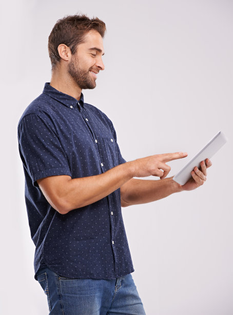 享受平板电脑技术带来的好处图片下载