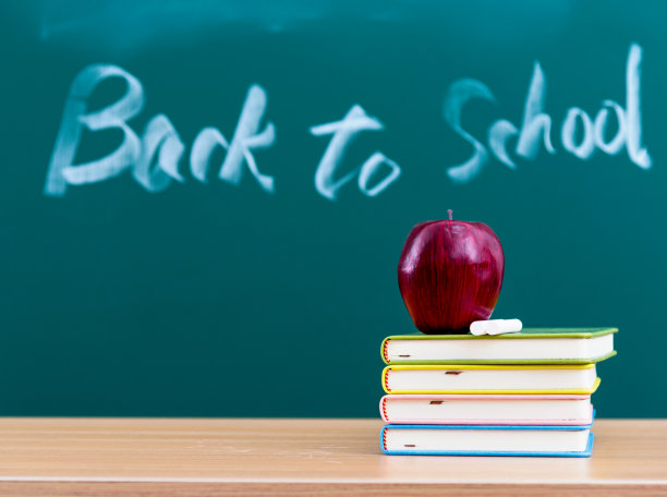 回到学校图片下载