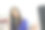 迷人的长发亚洲女子使用公共付费电话图片下载