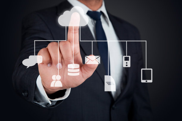 商人触摸数字屏幕图片下载