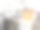 办公室书桌上的纸板箱图片下载