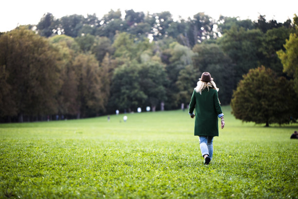 我离开图片下载