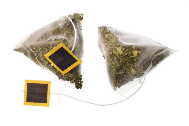 草药茶包上白色图片下载