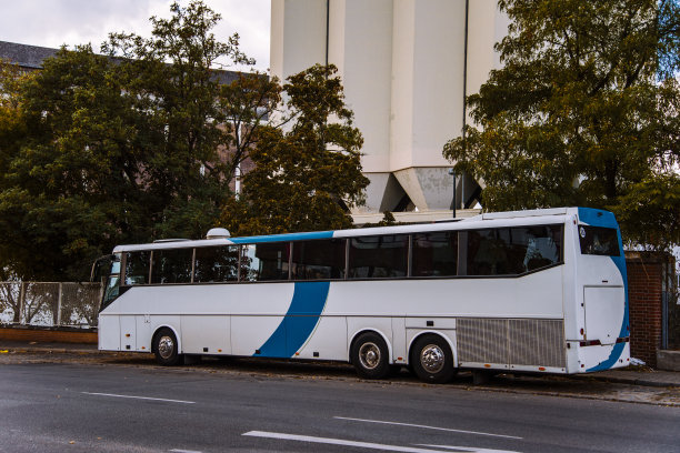 蓝色的汽车图片下载