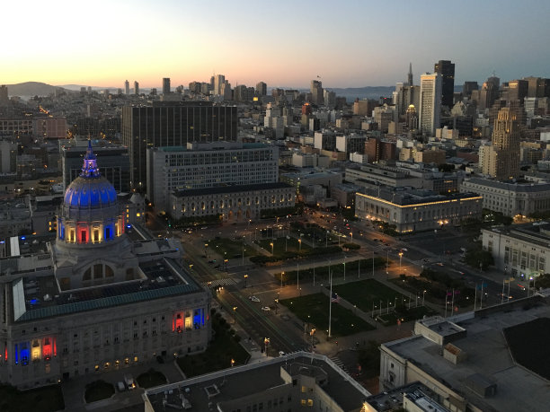 黄昏的旧金山图片下载