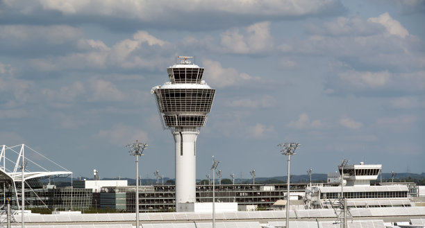 慕尼黑机场塔全景图图片下载